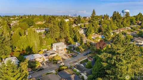 $1,425,000 | 3613 40th Avenue West, Seattle, WA 98199