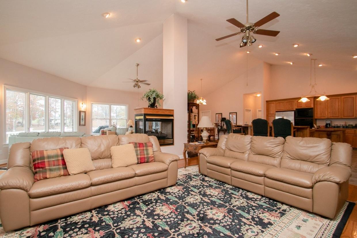 370 Woodbrook Road Moneta, VA 24121 - Photo 15 of 88 img_2421