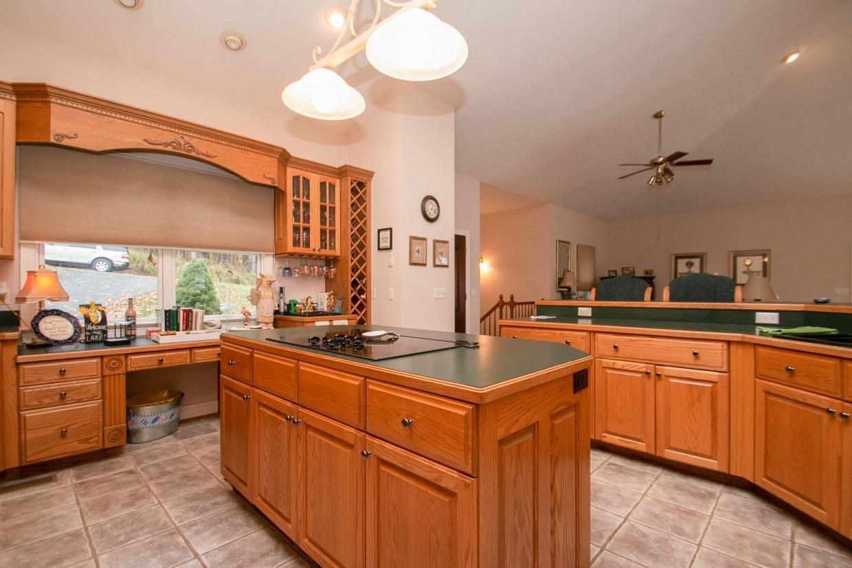 370 Woodbrook Road Moneta, VA 24121 - Photo 34 of 88 img_2464