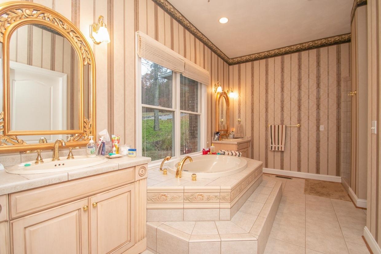 370 Woodbrook Road Moneta, VA 24121 - Photo 46 of 88 img_2479
