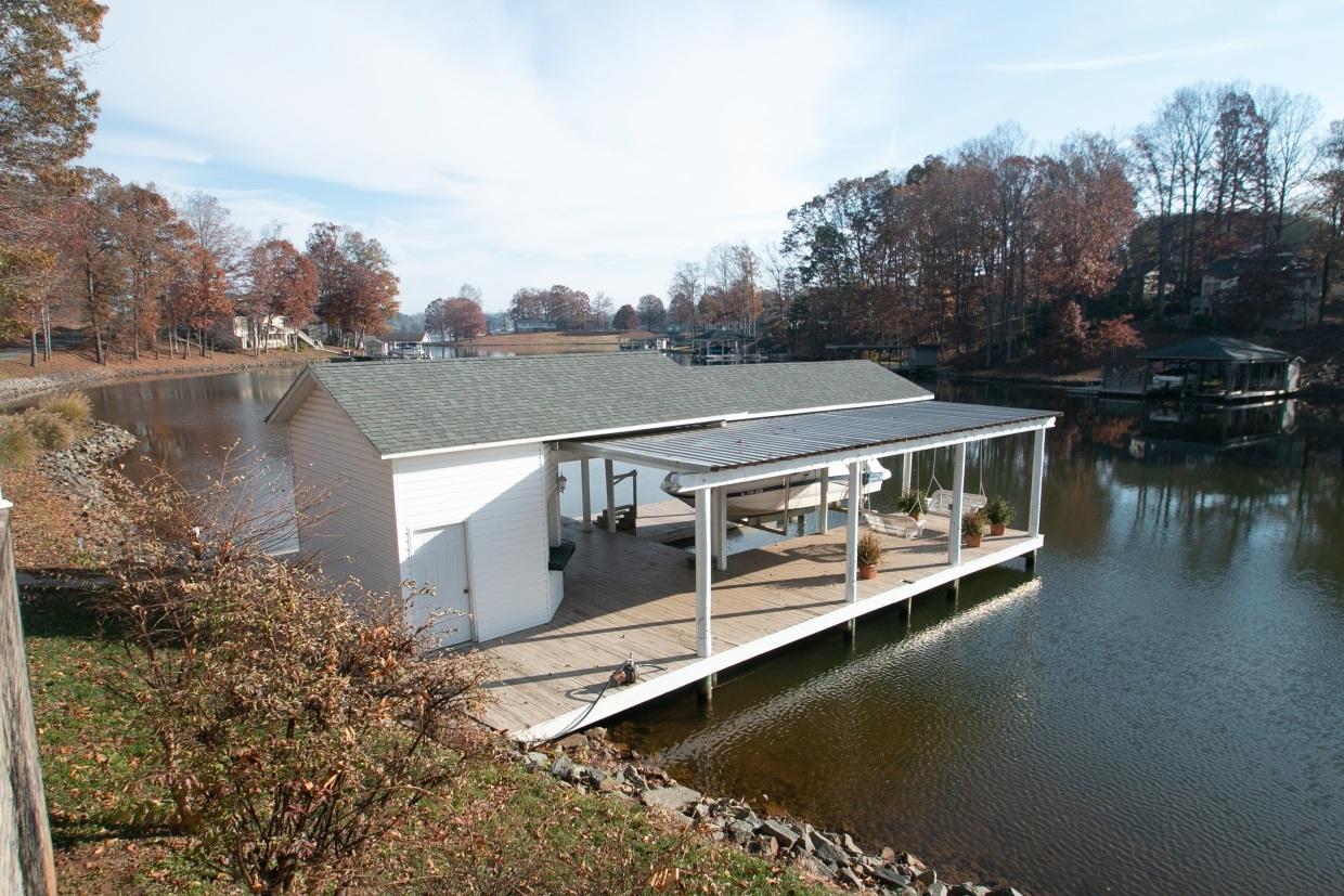 370 Woodbrook Road Moneta, VA 24121 - Photo 74 of 88 img_2545