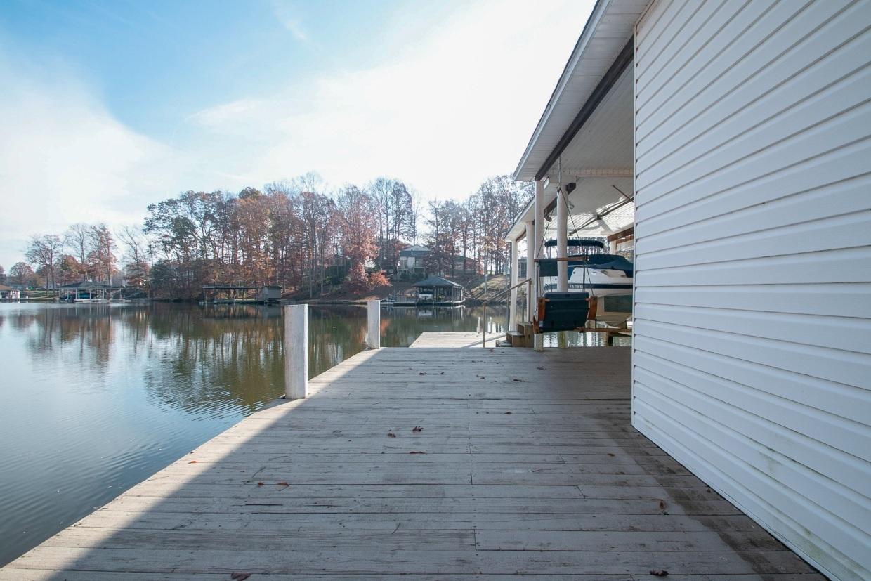 370 Woodbrook Road Moneta, VA 24121 - Photo 75 of 88 img_2546