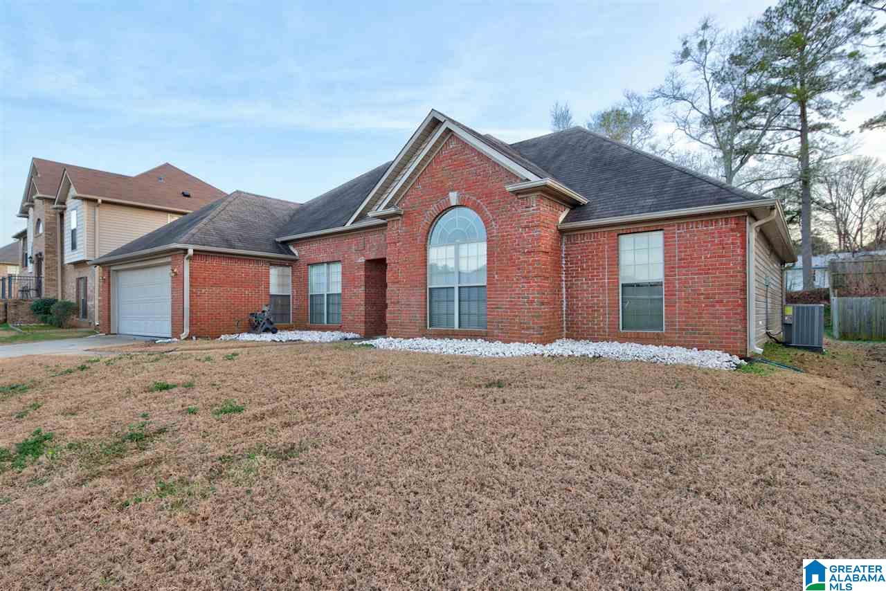 4344 Summerset Boulevard Bessemer, AL 35022 - Photo 3 of 16