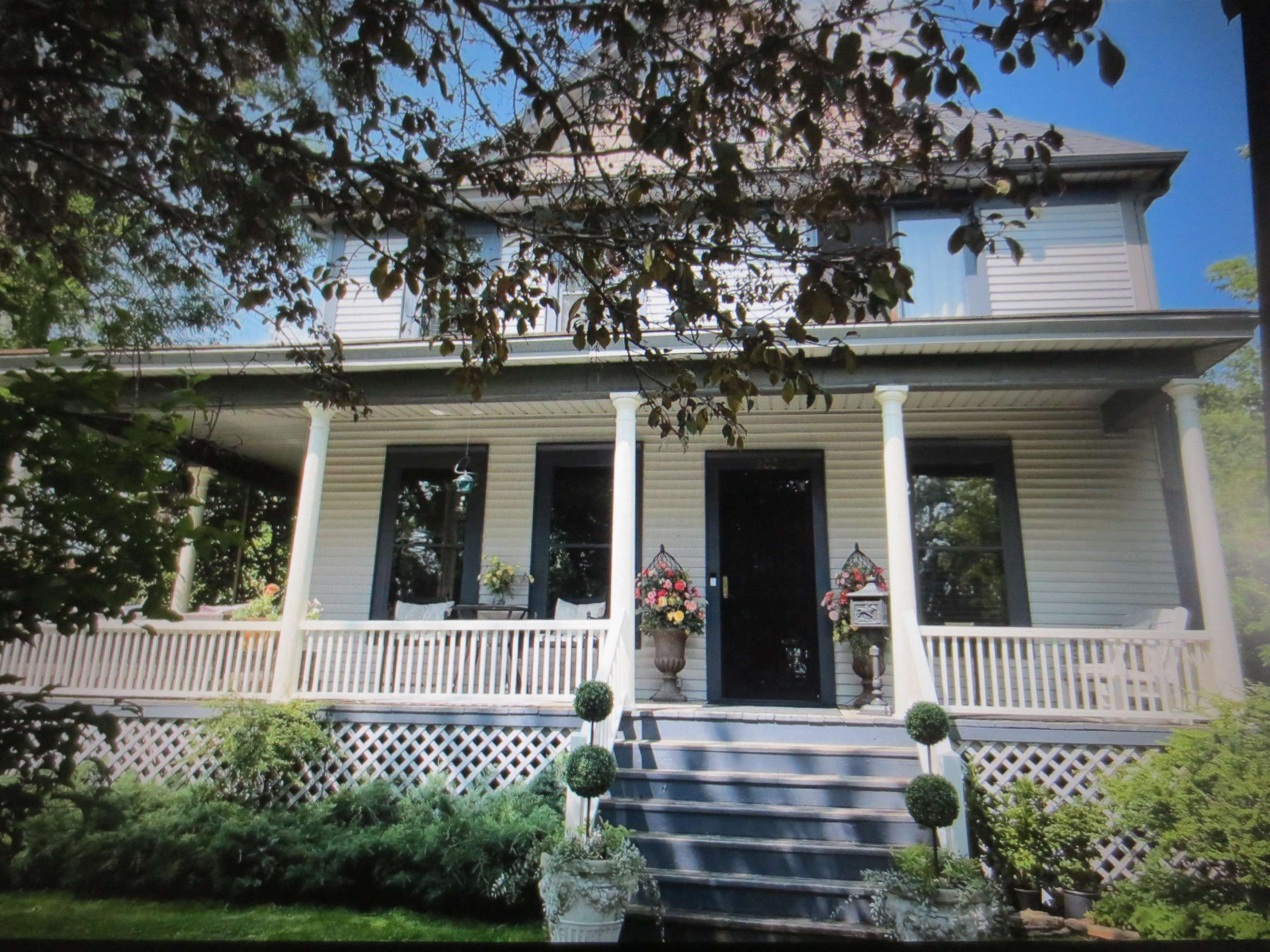 1203 North Superior Street Appleton, WI 54911 - Photo 1 of 1 Gallery Image 1