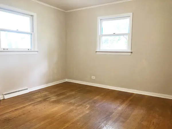 $2,400 | 23940 North Lakeside Drive, Lake Zurich, IL 60047