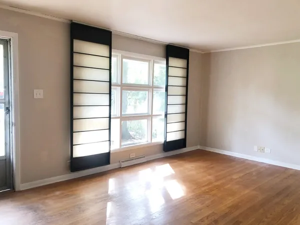 $2,400 | 23940 North Lakeside Drive, Lake Zurich, IL 60047