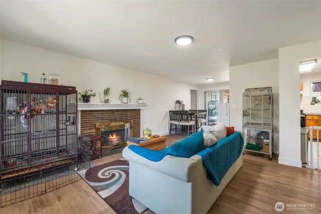 $599,950 | 22942 105th Avenue Southeast, Kent, WA 98031