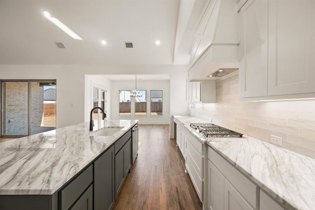 914 Highlands Avenue Aledo, TX 76008 - Photo 13 of 40