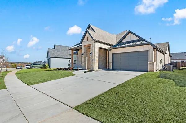 $549,900 | 914 Highlands Avenue, Aledo, TX 76008