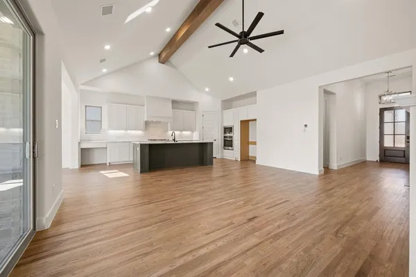 $549,900 | 914 Highlands Avenue, Aledo, TX 76008