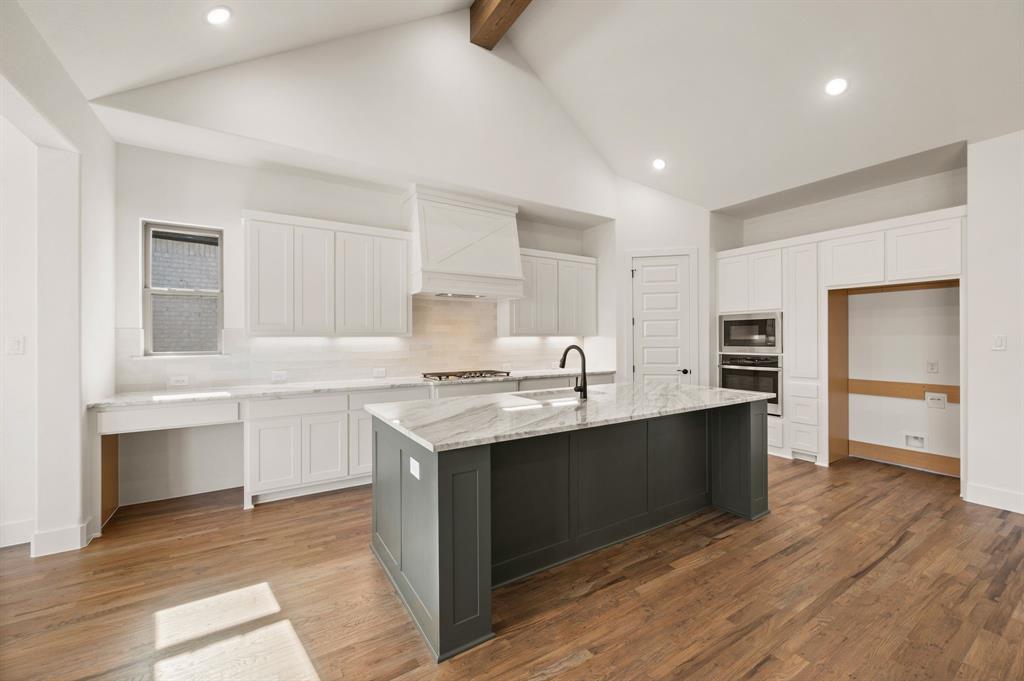 914 Highlands Avenue Aledo, TX 76008 - Photo 10 of 40