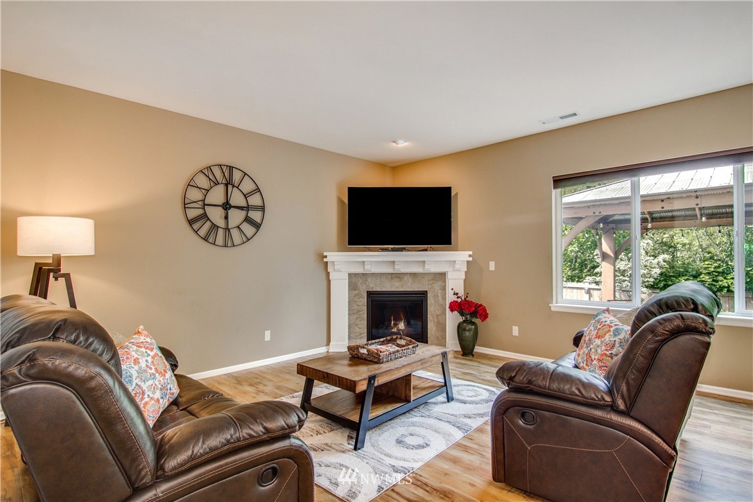 3405 177th Place Southeast Bothell, WA 98012 - Photo 3 of 25