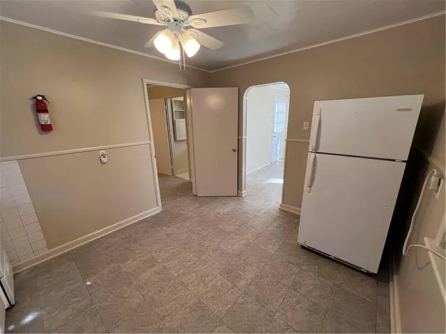 $825 | 638 Ave F, Unit B, Westwego, LA 70094