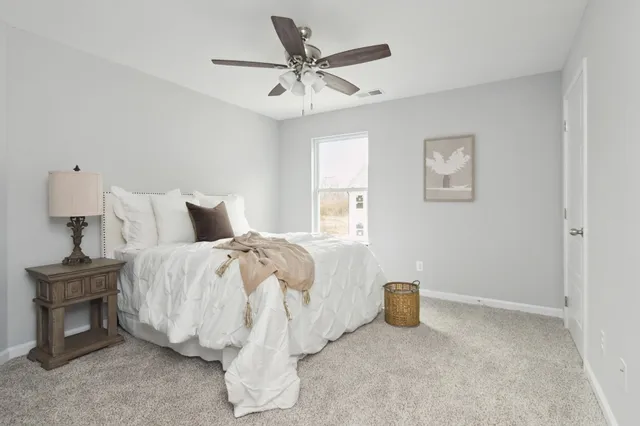 $1,800 | 100 Henry Drive, Unit 212, Burns, TN 37029