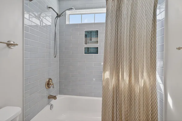 $331,900 | 1602 Oxford Court, Columbia, TN 38401