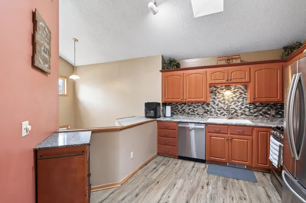 $425,000 | 14810 40th Avenue North, Plymouth, MN 55446