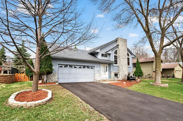 $425,000 | 14810 40th Avenue North, Plymouth, MN 55446