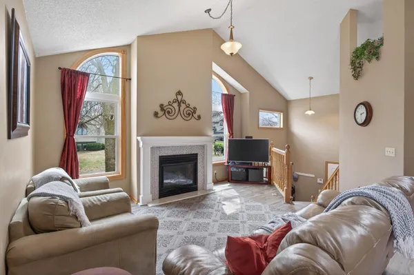 $425,000 | 14810 40th Avenue North, Plymouth, MN 55446