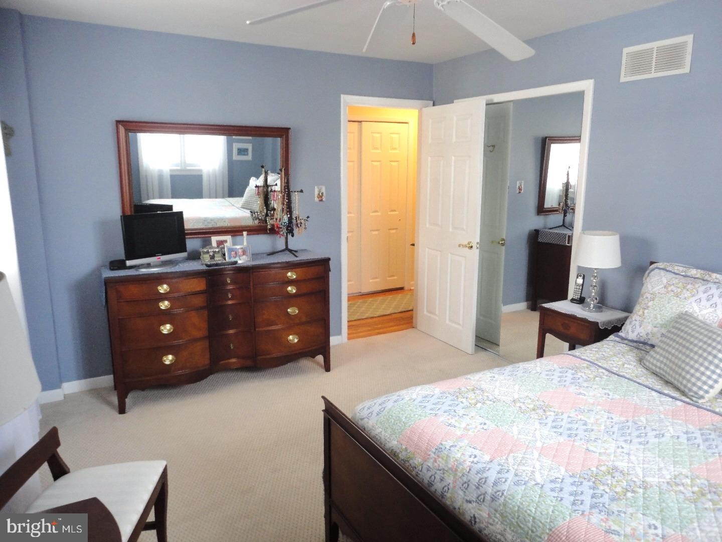 604 Evans Road Springfield, PA 19064 - Photo 17 of 25 Bedroom 2