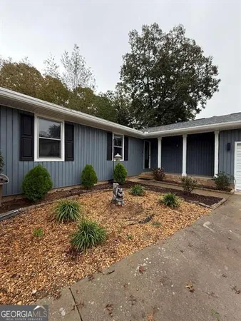 $235,000 | 110 Foxfire Drive, Warner Robins, GA 31093