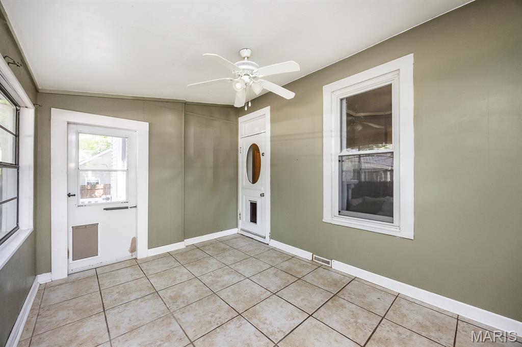 102 West High Street Troy, IL 62294 - Photo 20 of 25