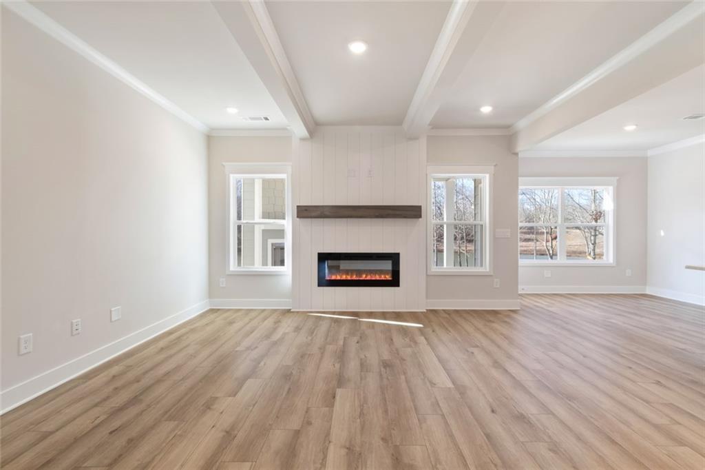 357 Scarlet Rose Way Hoschton, GA 30548 - Photo 4 of 125