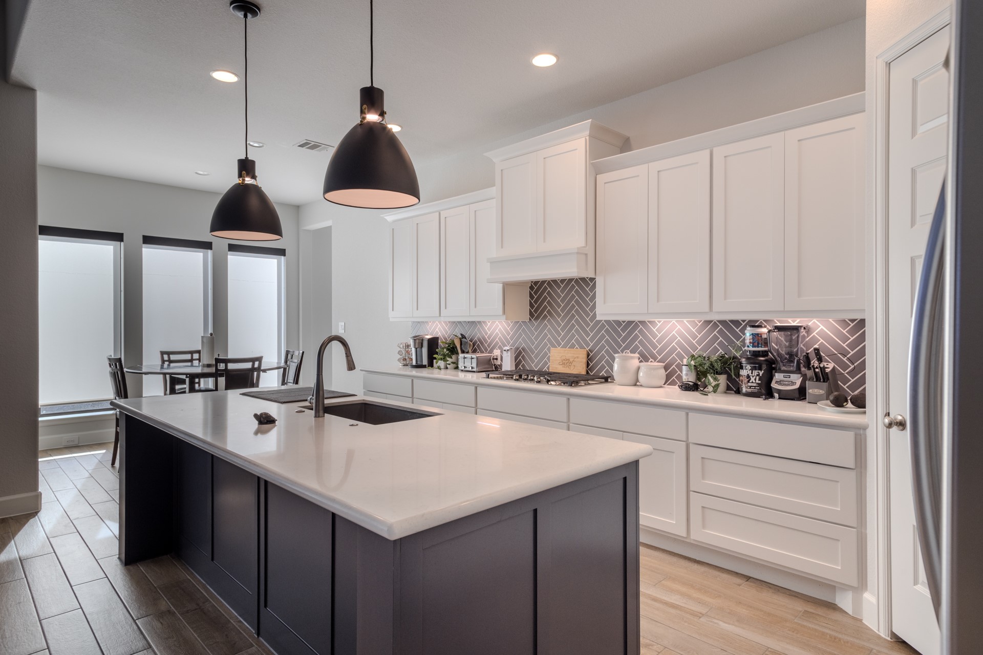 15273 Tree Swallow Court Magnolia, TX 77354 - Photo 13 of 46