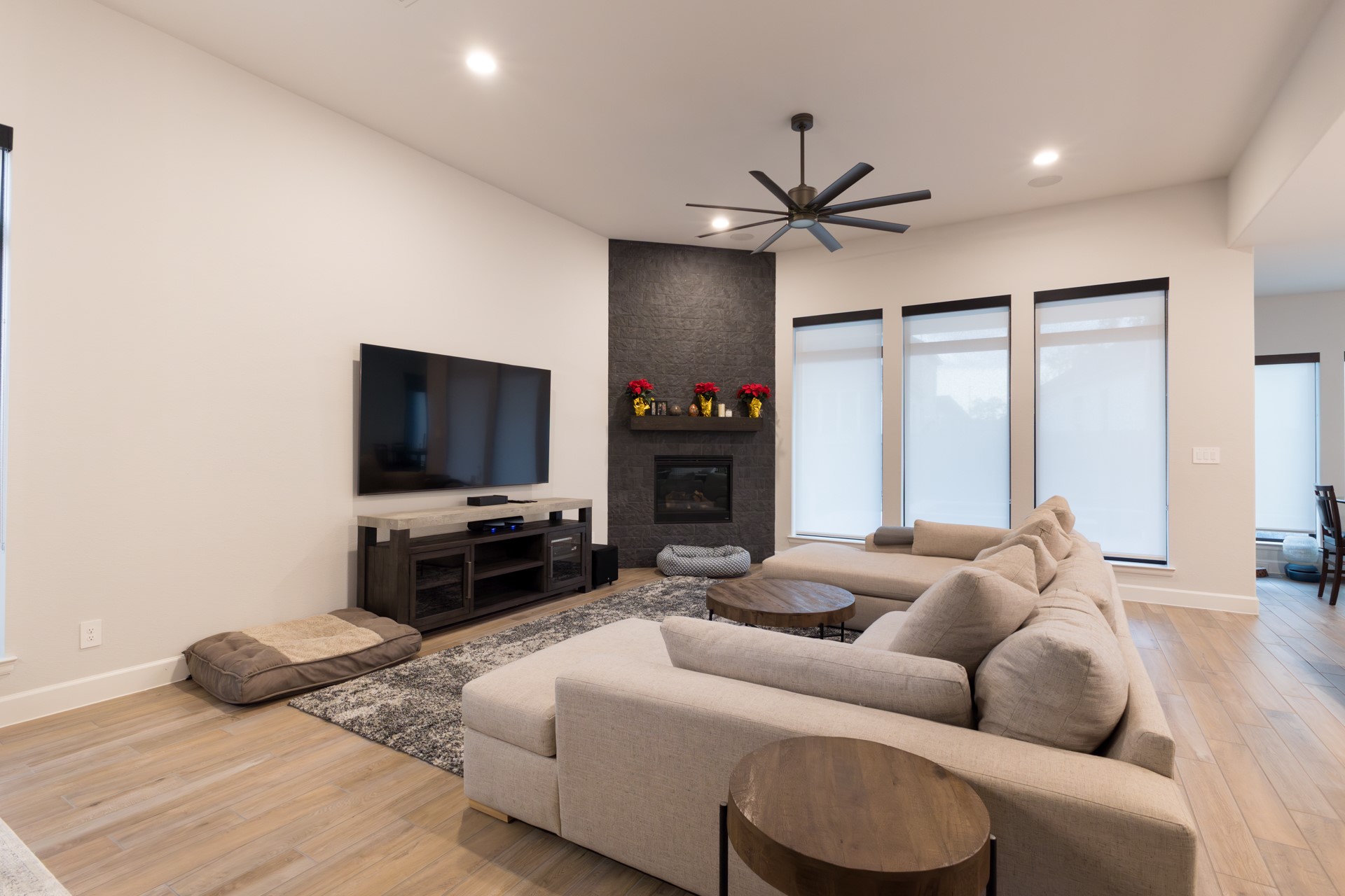 15273 Tree Swallow Court Magnolia, TX 77354 - Photo 7 of 46