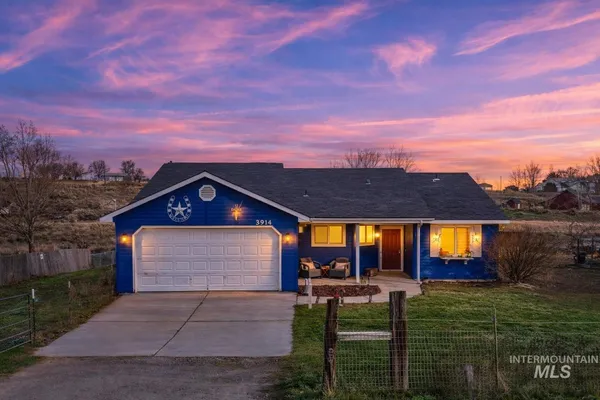 $445,000 | 3914 Wild Wood Lane, New Plymouth, ID 83655