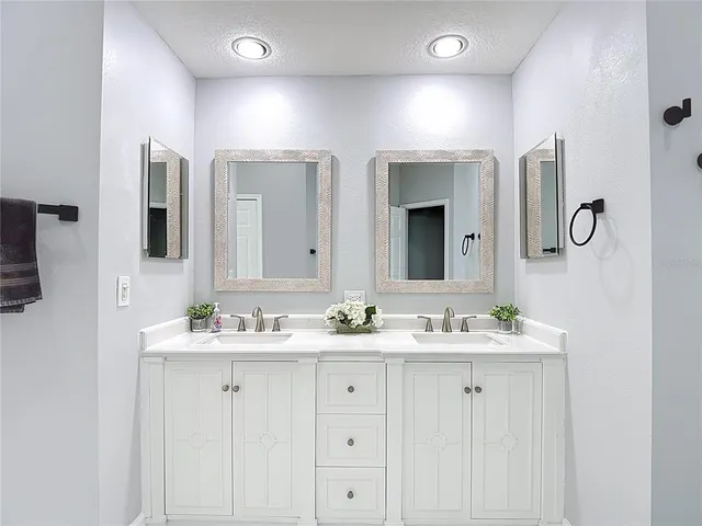 $545,000 | 9606 Greenbank Drive, Riverview, FL 33569