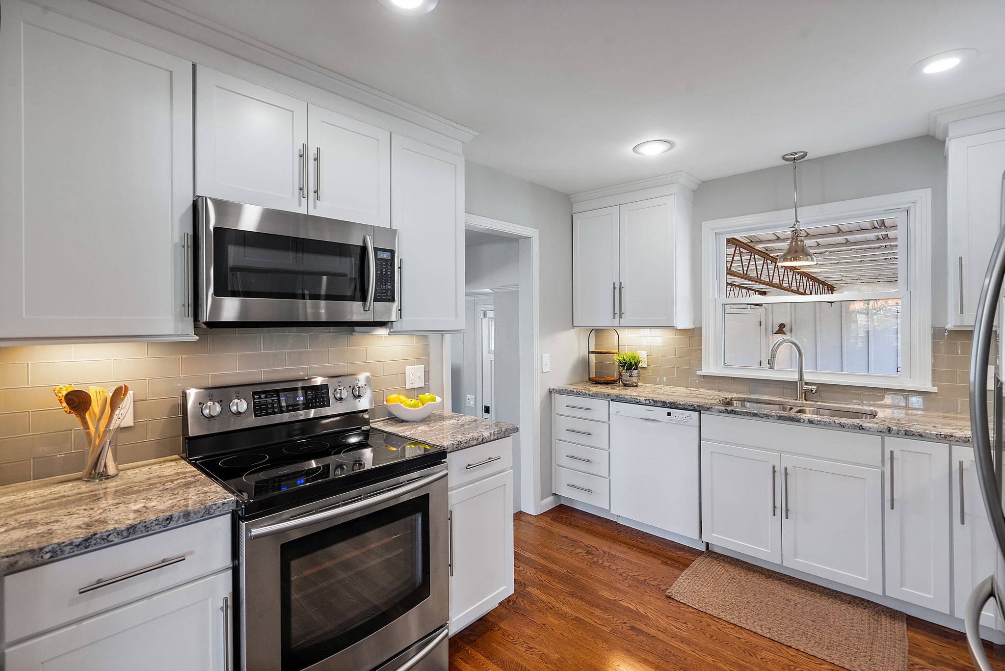 605 Rochelle Drive Nashville, TN 37220 - Photo 8 of 29 Gallery Image 8