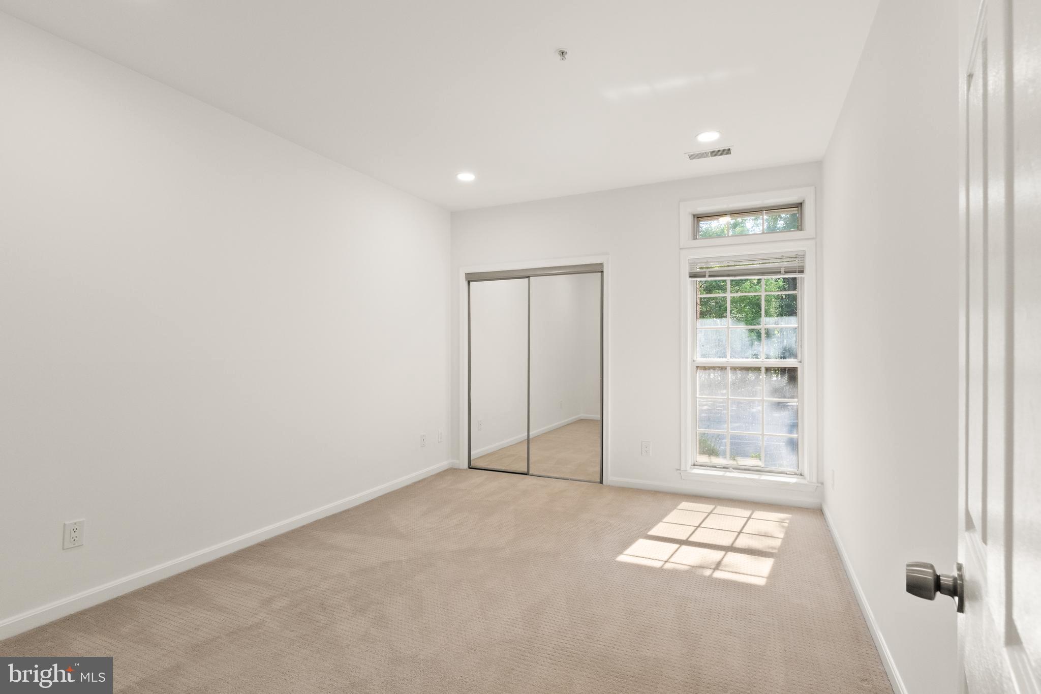1324 Garden Wall Circle, Unit B Reston, VA 20194 - Photo 22 of 32