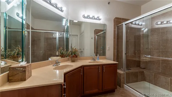 $425,000 | 186 Sunset Palms Drive, Unit 3I, Camdenton, MO 65020