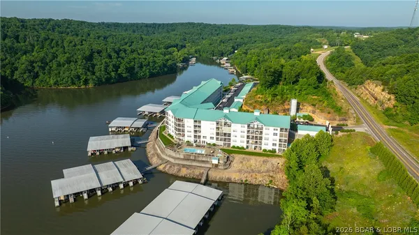 $425,000 | 186 Sunset Palms Drive, Unit 3I, Camdenton, MO 65020