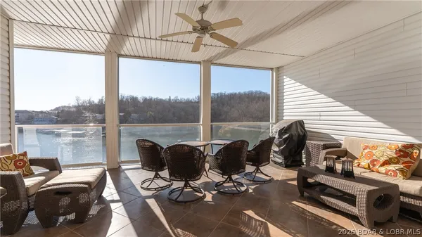 $425,000 | 186 Sunset Palms Drive, Unit 3I, Camdenton, MO 65020
