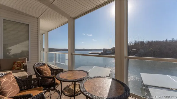 $425,000 | 186 Sunset Palms Drive, Unit 3I, Camdenton, MO 65020