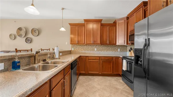 $425,000 | 186 Sunset Palms Drive, Unit 3I, Camdenton, MO 65020