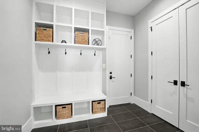 $2,850,000 | 1623 Dempsey Street, McLean, VA 22101