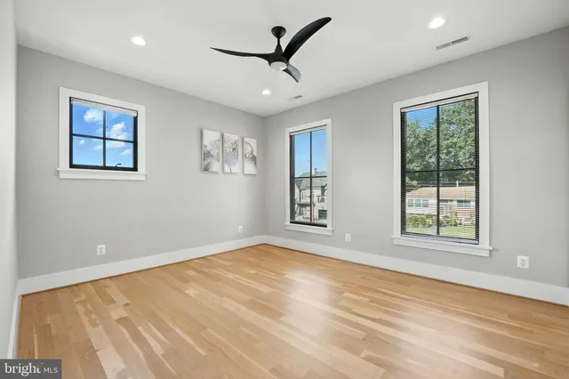 $2,850,000 | 1623 Dempsey Street, McLean, VA 22101