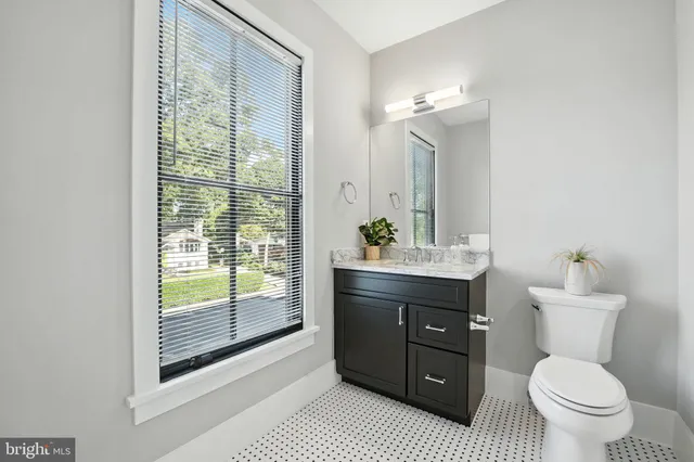 $2,850,000 | 1623 Dempsey Street, McLean, VA 22101