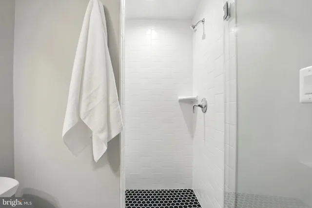 $2,850,000 | 1623 Dempsey Street, McLean, VA 22101