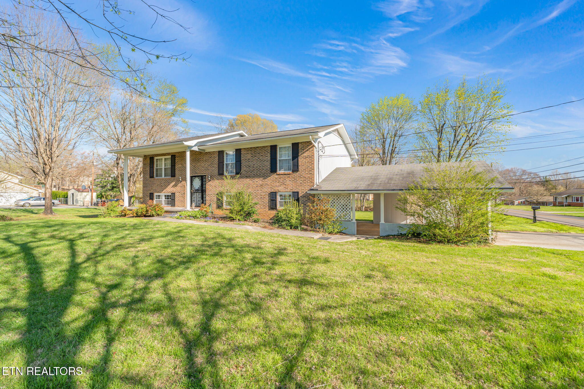 1312 Lula Bell Drive Powell, TN 37849 - Photo 2 of 42 5-web-or-mls-1312 Lula Bell Drive-6