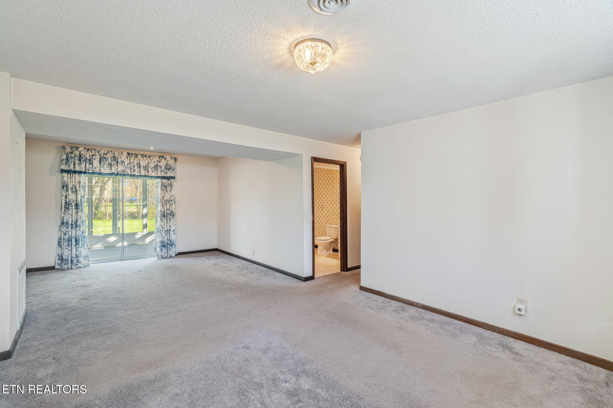 1312 Lula Bell Drive Powell, TN 37849 - Photo 26 of 42 29-web-or-mls-1312 Lula Bell Drive-30