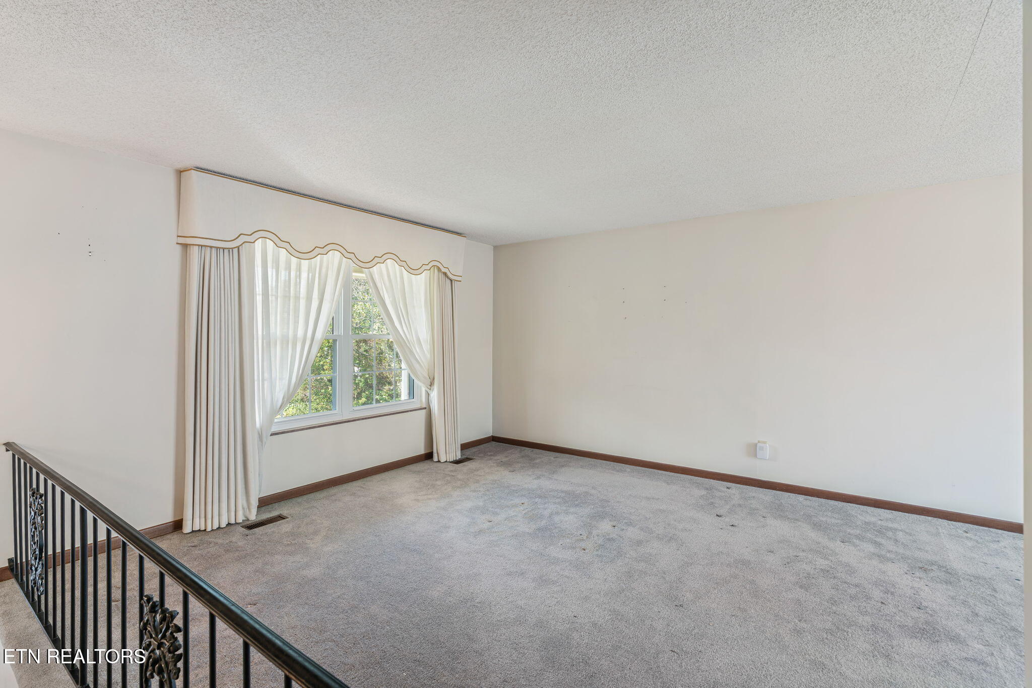 1312 Lula Bell Drive Powell, TN 37849 - Photo 7 of 42 8-web-or-mls-1312 Lula Bell Drive-9