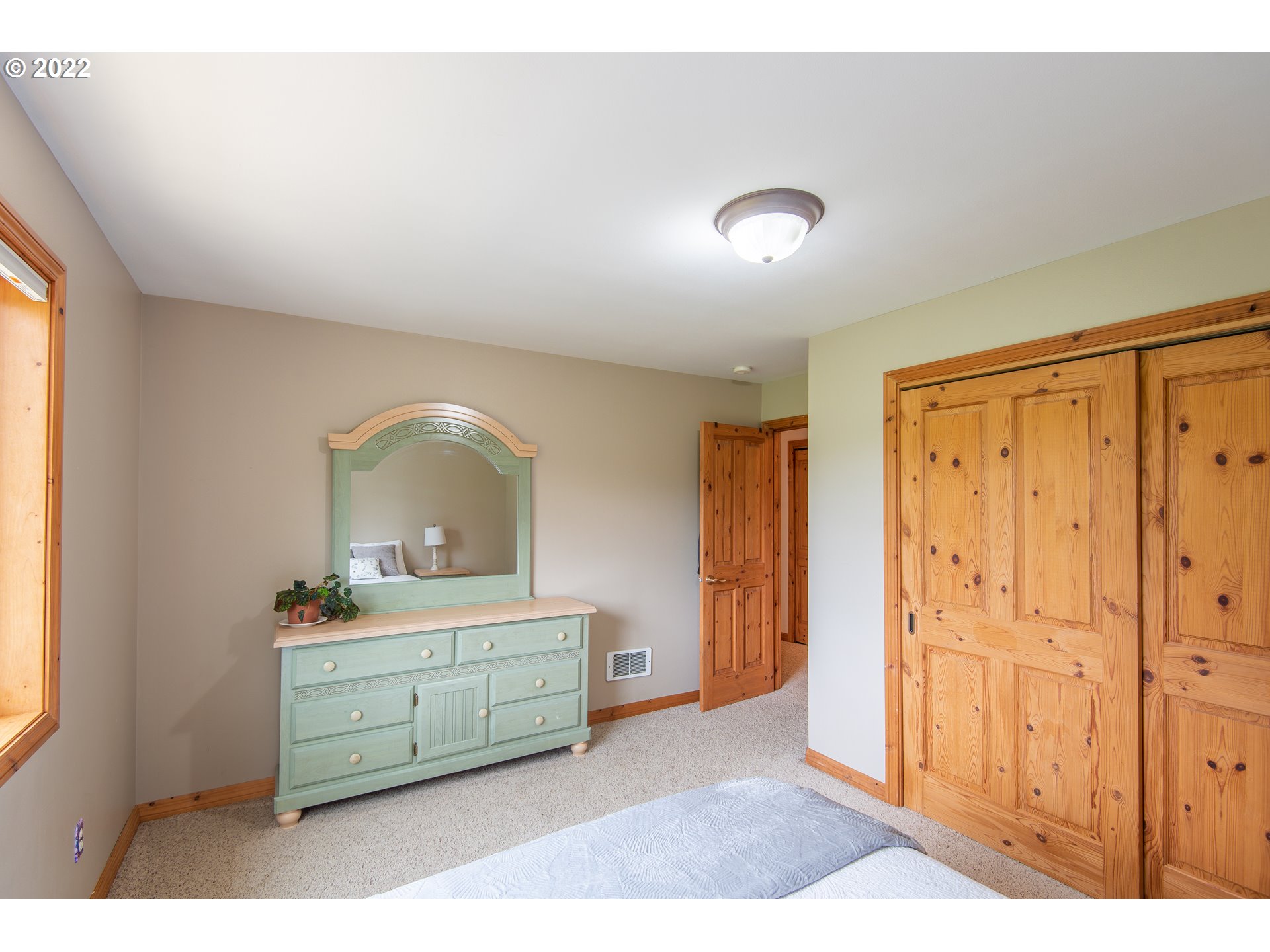 66270 Watertower Road North Bend, OR 97459 - Photo 23 of 31 Gallery Image 23
