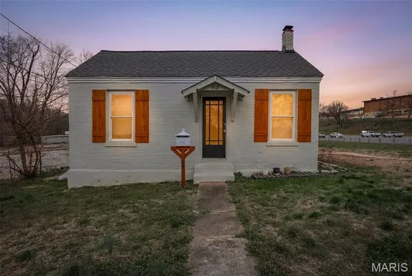 $139,900 | 918 Elm Street, De Soto, MO 63020