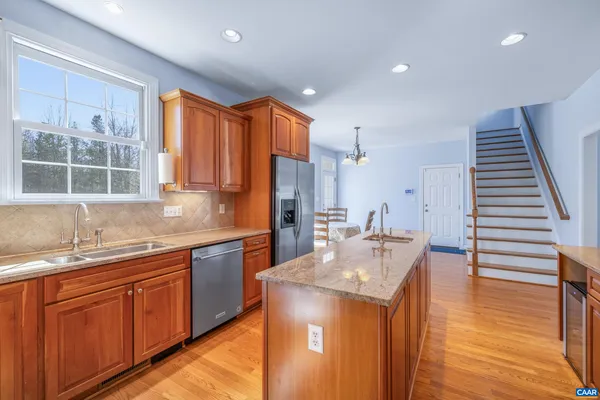 $895,000 | 381 Bybee Estates Lane, Palmyra, VA 22963