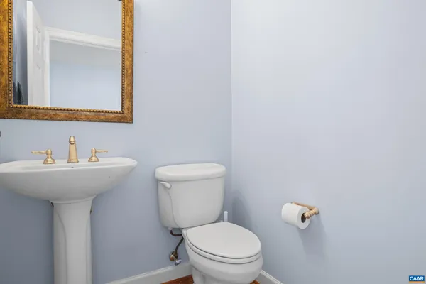 $895,000 | 381 Bybee Estates Lane, Palmyra, VA 22963