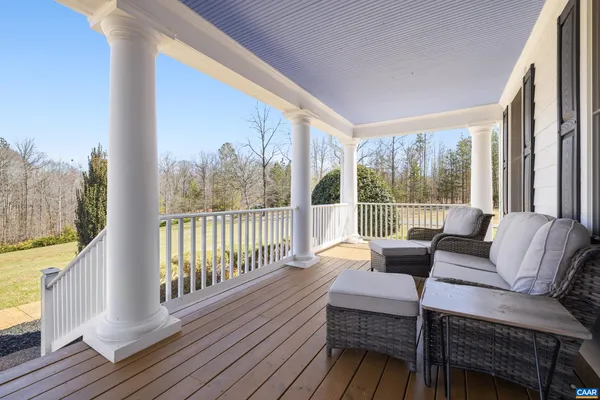 $895,000 | 381 Bybee Estates Lane, Palmyra, VA 22963