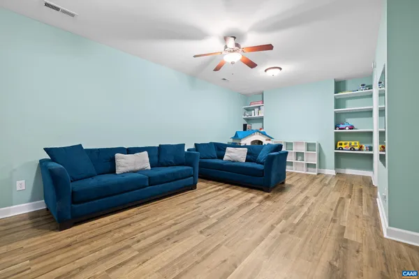 $895,000 | 381 Bybee Estates Lane, Palmyra, VA 22963